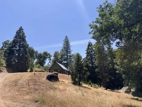 Exterior - 51911 Hogback Rd, Miramonte, CA 93641 photo 15 of 16