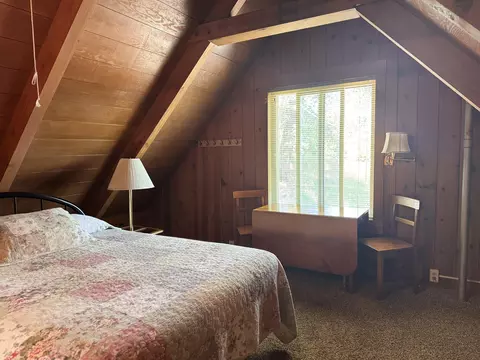 Bedroom - 51911 Hogback Rd, Miramonte, CA 93641 photo 5 of 7