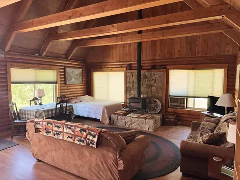 Living - 51911 Hogback Rd, Miramonte, CA 93641 photo 5 of 5
