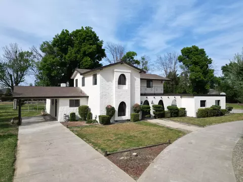32494 Road 132 #B, Visalia, CA 93292