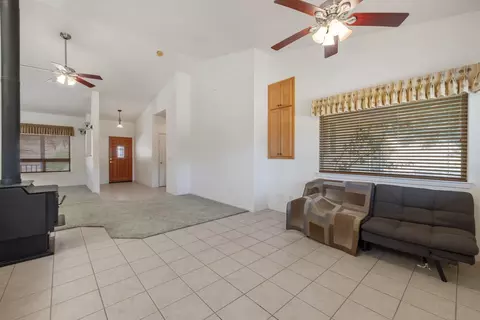 Living - 42157 Black Oak Dr, Three Rivers, CA 93271 photo 8 of 9