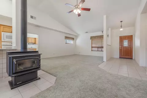 Living - 42157 Black Oak Dr, Three Rivers, CA 93271 photo 9 of 9