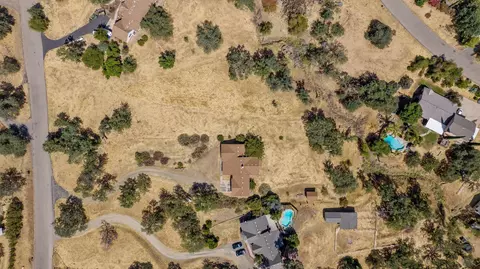 View/Area - 42157 Black Oak Dr, Three Rivers, CA 93271 photo 1 of 4