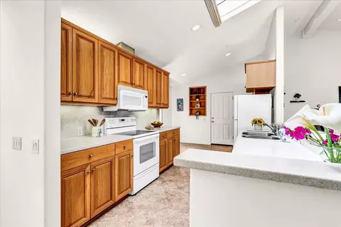 1037 Shell Ave, Pacific Grove, CA 93950 photo 17