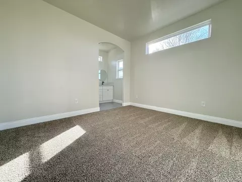 Bedroom - 101 S Koleen Ave, Kerman, CA 93630 photo 9 of 10