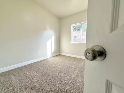 Bedroom - 101 S Koleen Ave, Kerman, CA 93630 photo 1 of 10