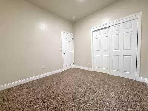 Bedroom - 101 S Koleen Ave, Kerman, CA 93630 photo 4 of 10