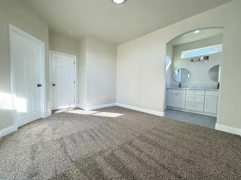 Bedroom - 101 S Koleen Ave, Kerman, CA 93630 photo 10 of 10