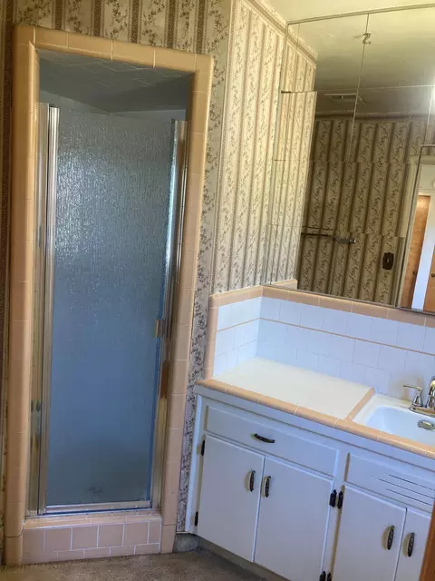 180 E Gail Ave, Tulare, CA 93274 photo 10