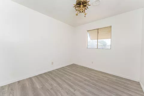 603 E Compton Ave, Pixley, CA 93256 photo 12