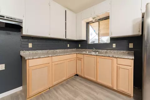 603 E Compton Ave, Pixley, CA 93256 photo 7