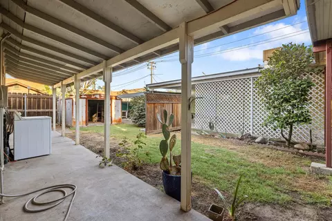 620 E Tulare Ave, Visalia, CA 93292 photo 31