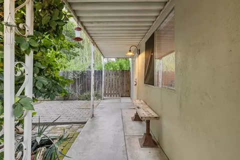 620 E Tulare Ave, Visalia, CA 93292 photo 34