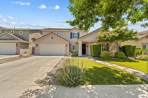 2223 E La Vida Ave, Visalia, CA 93292