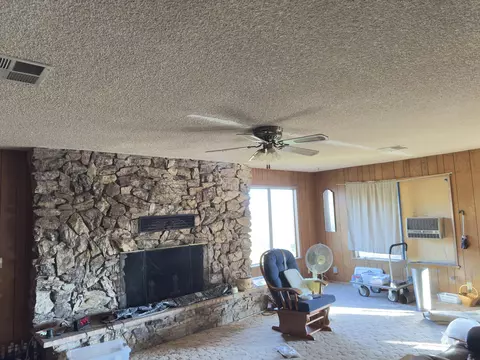 Living - 50200 Hogback Dr, Badger, CA 93603 photo 2 of 4