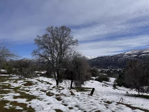 Exterior - 50200 Hogback Dr, Badger, CA 93603 photo 5 of 18