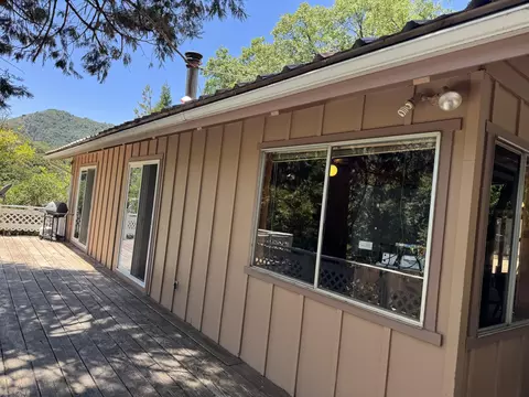 Exterior - 515 Mc Comber Dr, Springville, CA 93265 photo 5 of 9