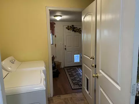 1105 E Malone St, Hanford, CA 93230 photo 11