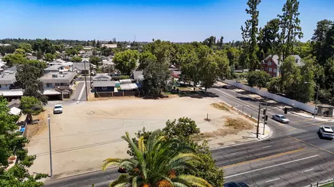 708 E Tulare Ave, Tulare, CA 93274 photo 16