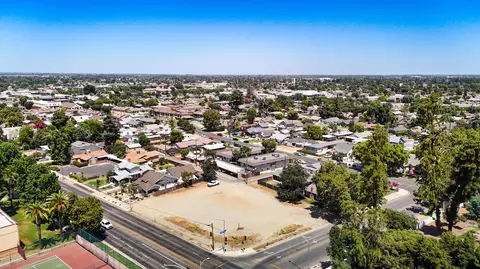 708 E Tulare Ave, Tulare, CA 93274 photo 18