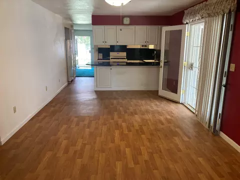 Living - 387 S Evans Rd, Tipton, CA 93272 photo 6 of 6