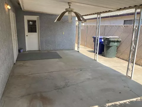 Exterior - 387 S Evans Rd, Tipton, CA 93272 photo 6 of 9