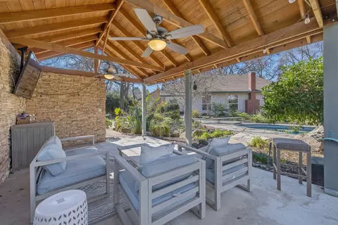 Exterior - 15664 Mills Dr #D, Visalia, CA 93292 photo 17 of 35