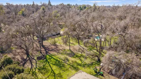 View/Area - 15664 Mills Dr #D, Visalia, CA 93292 photo 1 of 5