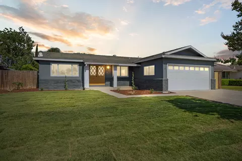 Exterior - 110 S Olive St, Lemoore, CA 93245 photo 2 of 6