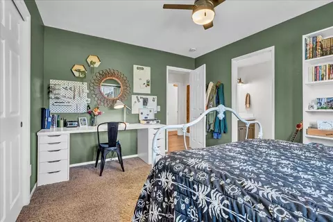 Bedroom - 31697 Gordon Dr, Exeter, CA 93221 photo 2 of 7