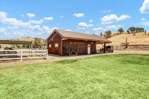 Other - 31697 Gordon Dr, Exeter, CA 93221 photo 13 of 15