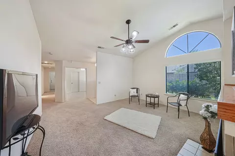 1437 E Vassar Ave, Visalia, CA 93292 photo 10