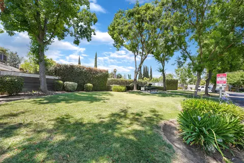 1437 E Vassar Ave, Visalia, CA 93292 photo 36