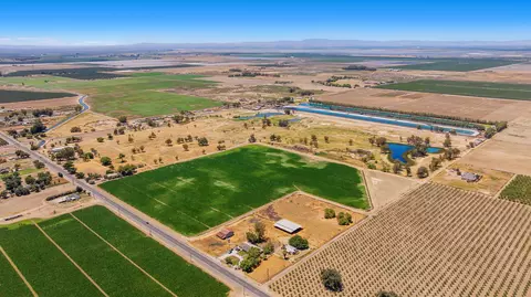 14550 18th Ave, Lemoore, CA 93245 photo 7