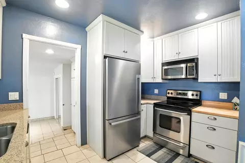 802 E Academy Ave, Tulare, CA 93274 photo 12