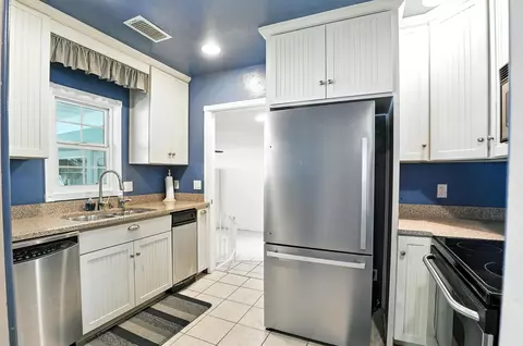 802 E Academy Ave, Tulare, CA 93274 photo 8