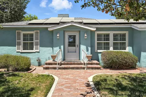 802 E Academy Ave, Tulare, CA 93274 photo 3