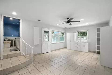 802 E Academy Ave, Tulare, CA 93274 photo 14