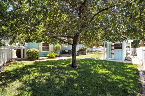 802 E Academy Ave, Tulare, CA 93274 photo 25