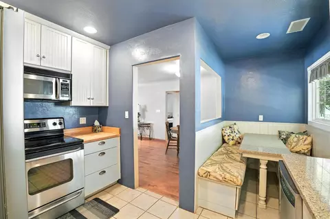 802 E Academy Ave, Tulare, CA 93274 photo 11