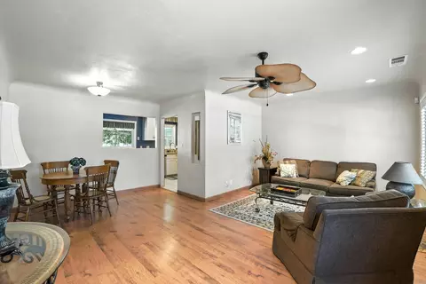 802 E Academy Ave, Tulare, CA 93274 photo 4
