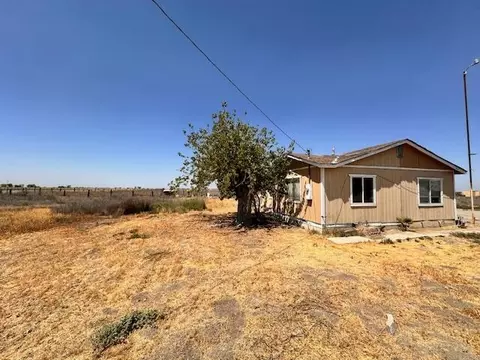 Exterior - 3324 62 Ave, Alpaugh, CA 93201 photo 2 of 3
