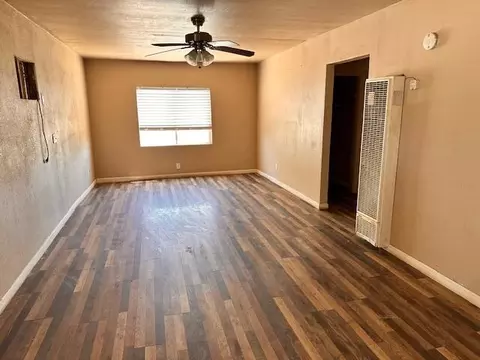 Living - 3324 62 Ave, Alpaugh, CA 93201 photo 2 of 2