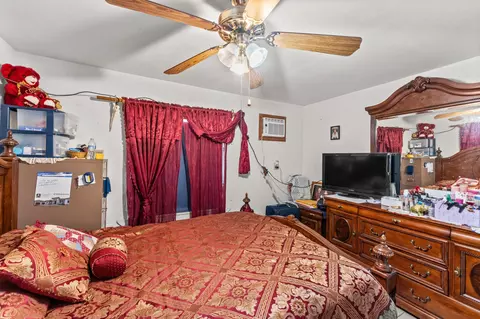 Bedroom - 39688 Rd 56, Dinuba, CA 93618 photo 1 of 5