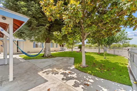 Exterior - 39688 Rd 56, Dinuba, CA 93618 photo 3 of 8
