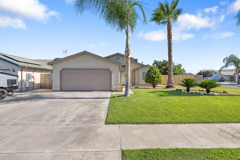 2157 Dandelion Ave, Tulare, CA 93274