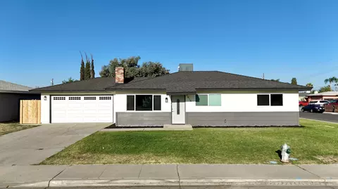 5916 Marbella St, Bakersfield, CA 93313