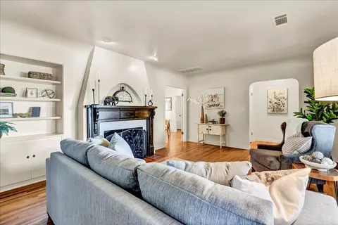 236 N Crespi Ave, Exeter, CA 93221 photo 9