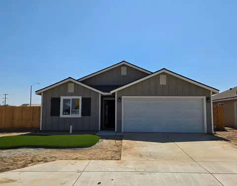 30774 Magnolia Rd, Visalia, CA 93291