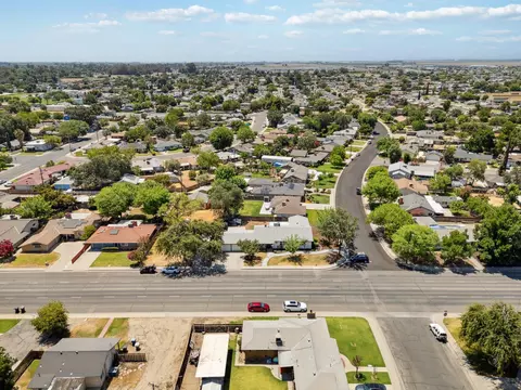731 W D St, Lemoore, CA 93245 photo 40